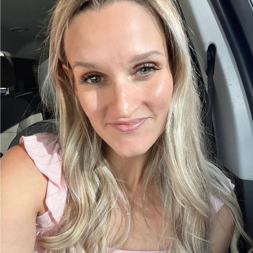 Meet your Posher, Melissa